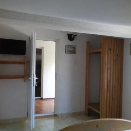 De Inchiriat Pinciuc Gheorghe Costineşti