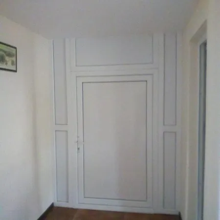 De Inchiriat 